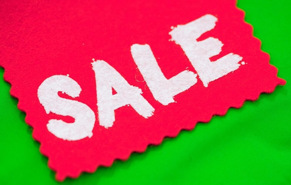 ¿Te pueden echar de un piso de alquiler por venta?